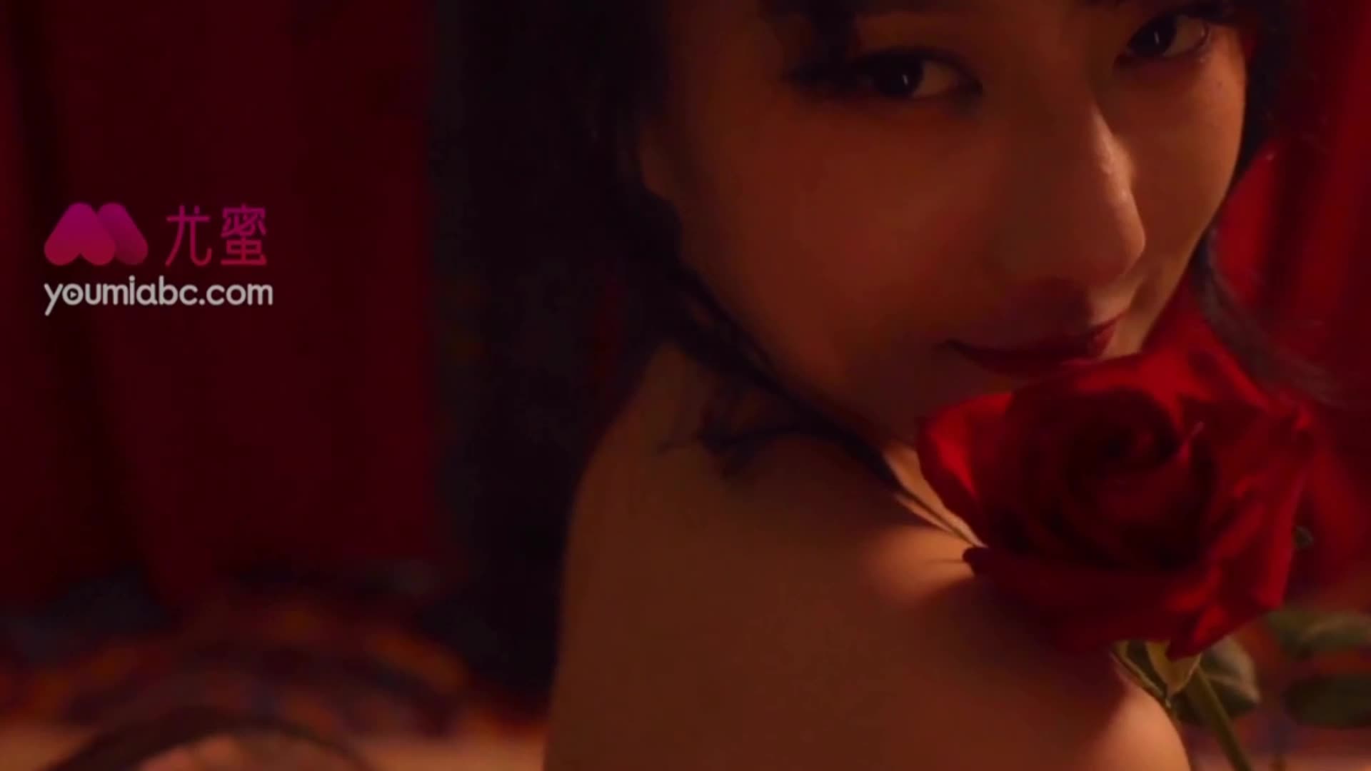 图片[3]-YouMi尤蜜_视频_2020.07.15_NO.688_红玫瑰の心事_何嘉颖_1V_148MB-丽丝屋