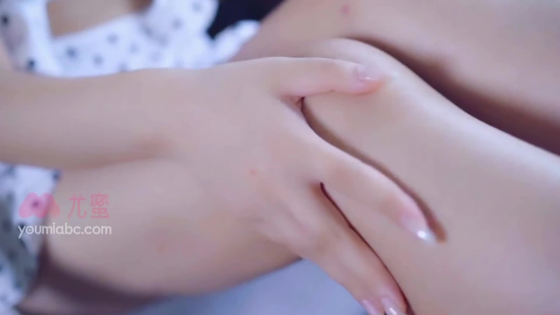 图片[4]-YouMi尤蜜_视频_2020.08.05_NO.707_深陷纯恋_安璐璐_1V_135MB-丽丝屋