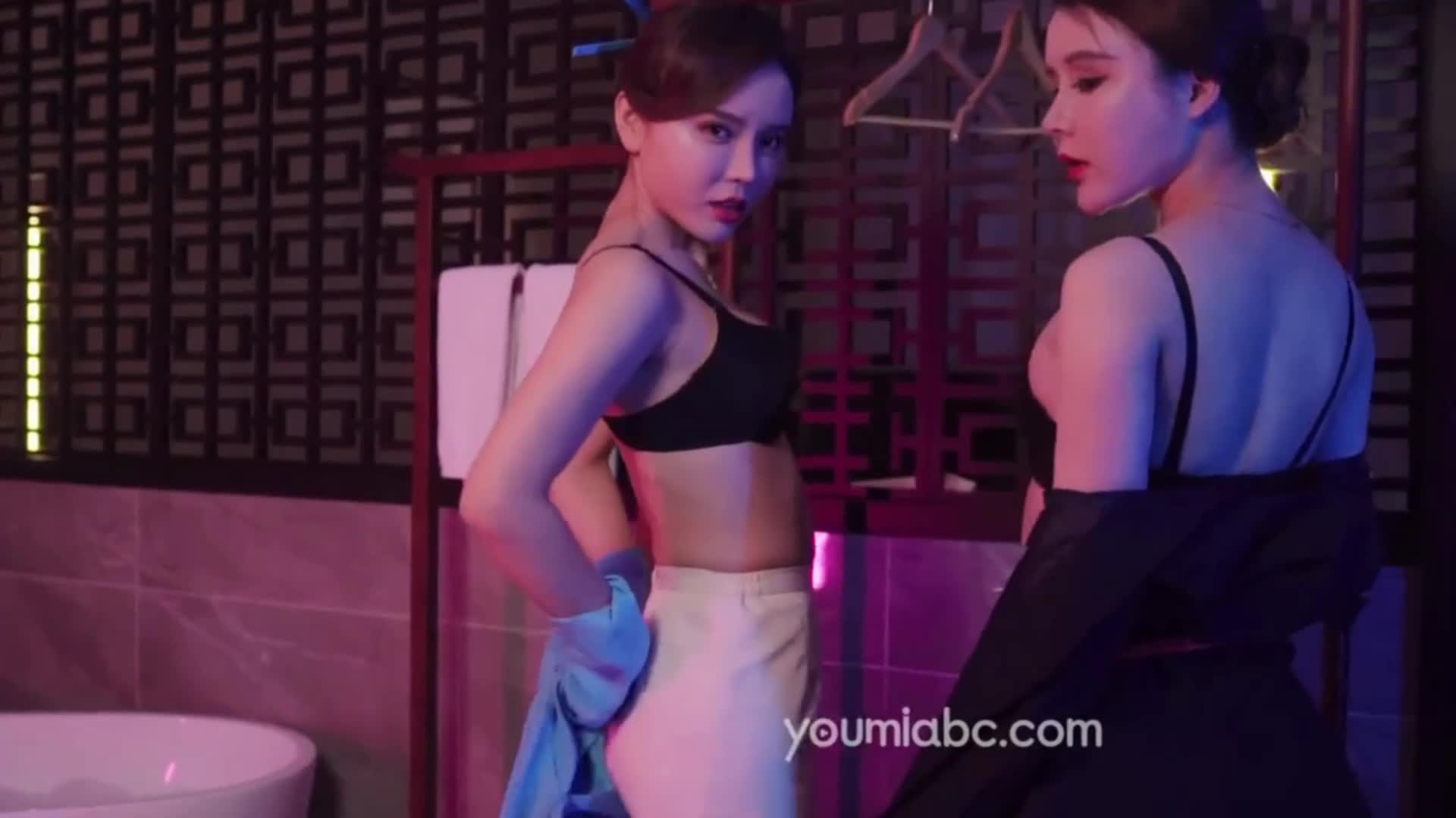 图片[4]-YouMi尤蜜_视频_2020.08.28_NO.723_共浴爱河_尤蜜合辑_1V_186MB-丽丝屋