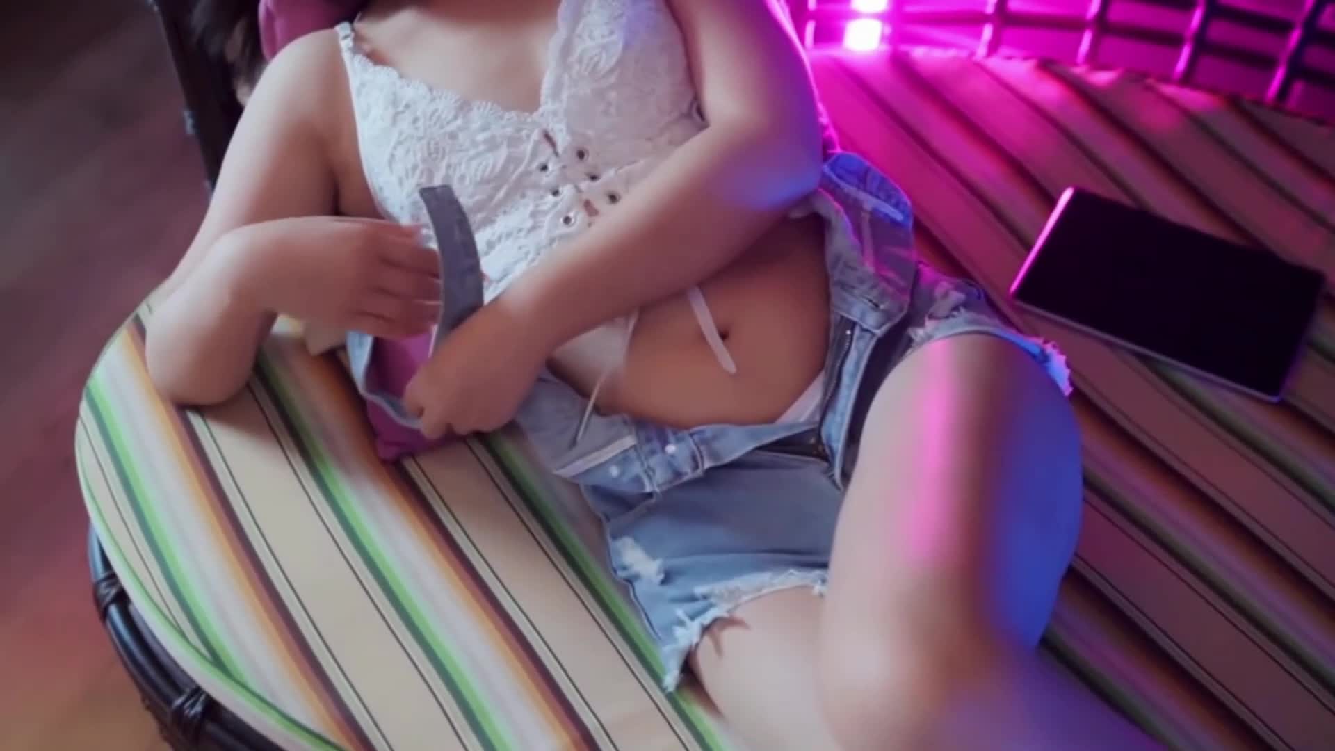 图片[4]-YouMi尤蜜_视频_2020.08.31_NO.725_甜甜の桃花运_安璐璐_1V_132MB-丽丝屋