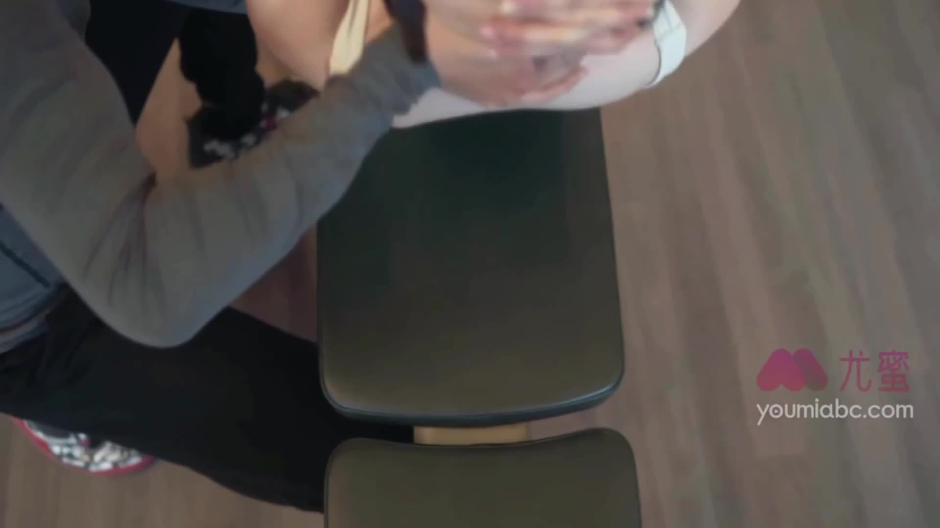 图片[2]-YouMi尤蜜_视频_2021.02.26_NO.829_健身艳遇_龙女宝宝_1V_322MB-丽丝屋