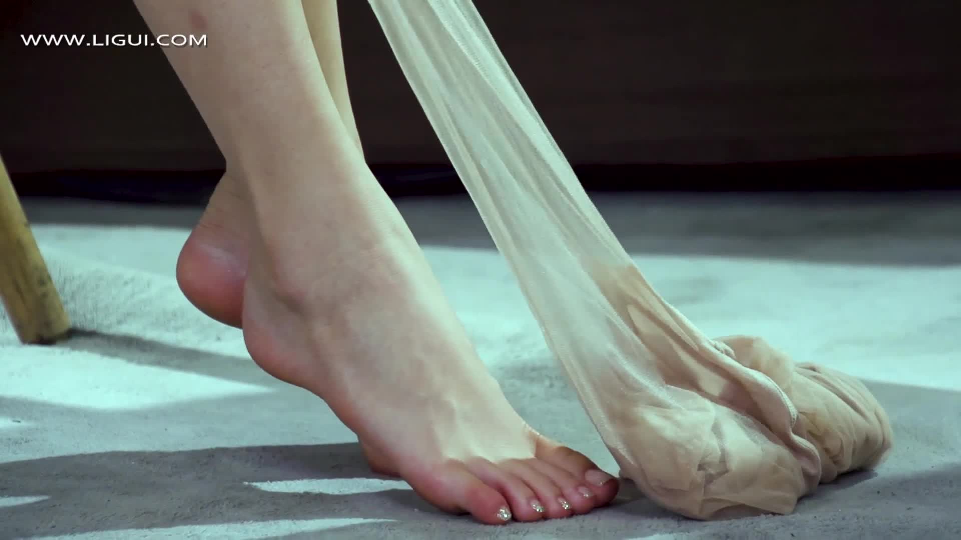 图片[4]-Ligui丽柜_HD视频_2020.12.30_玉趾白丝俏佳人_小紫_1V_420MB-丽丝屋