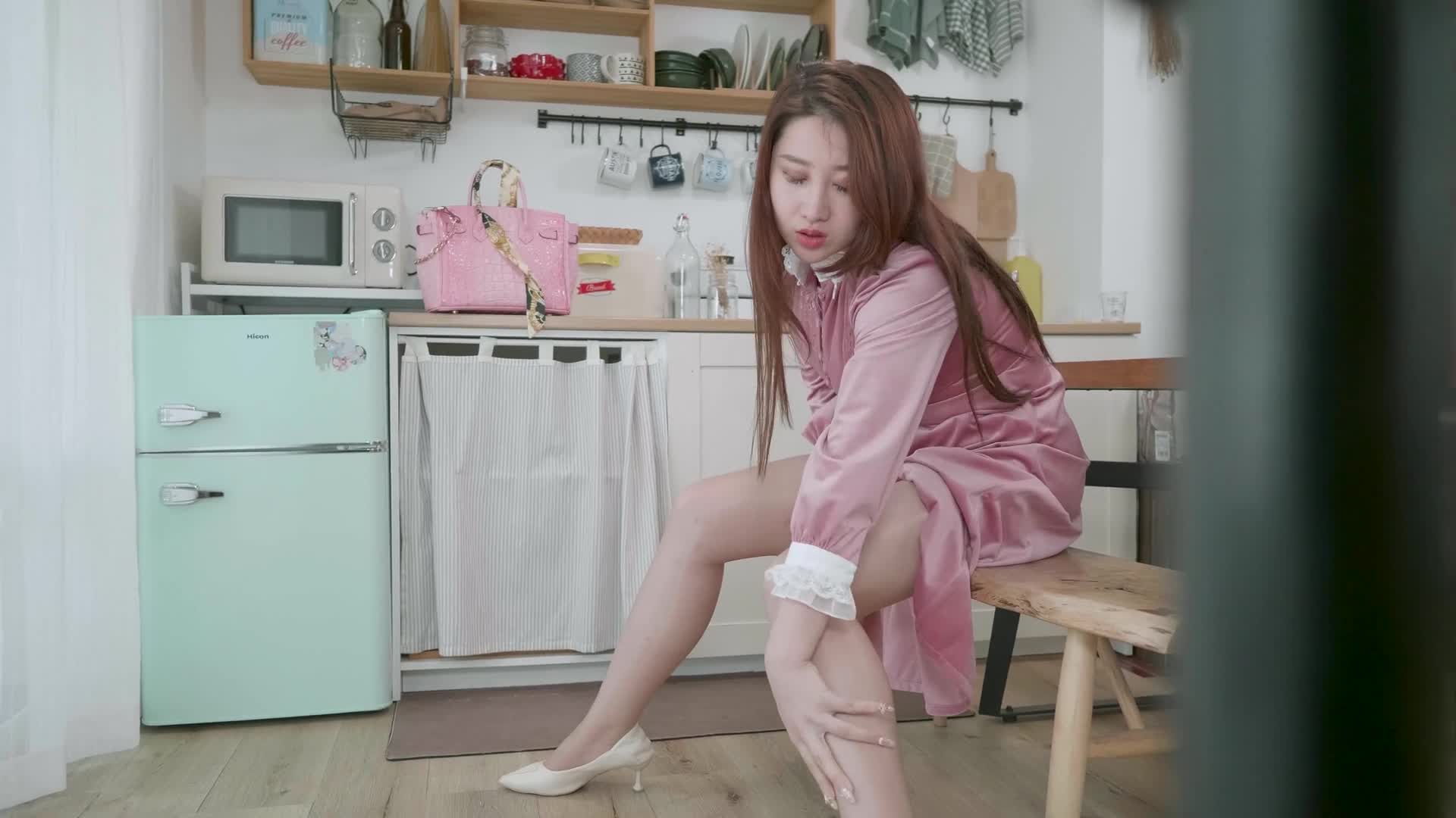 图片[3]-Ligui丽柜_HD视频_2021.05.04_少奶奶的薄肉丝_静瑶_1V_229MB-丽丝屋