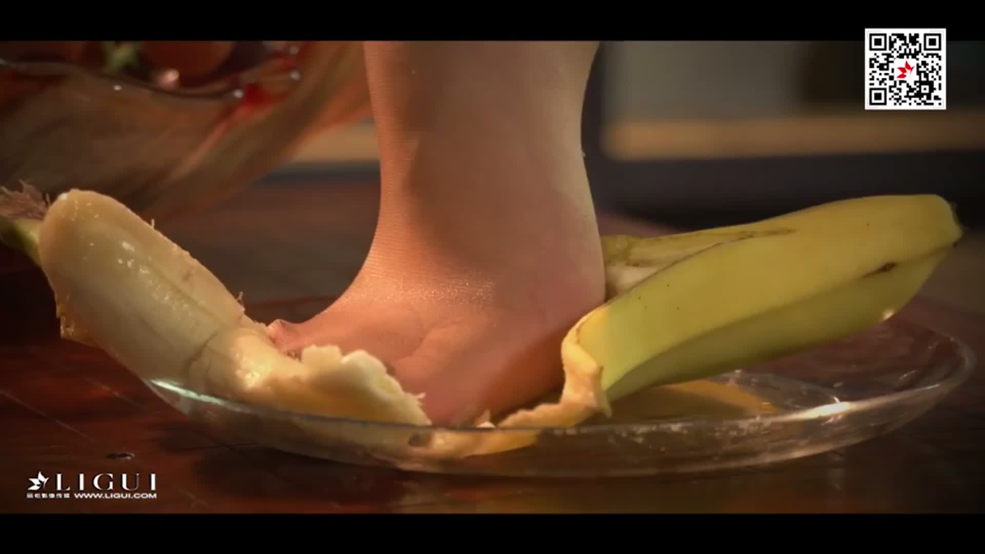 图片[4]-Ligui丽柜_高清视频_2017.10.10_高跟美腿的佳节盛宴_Vicky_1V_555M-丽丝屋