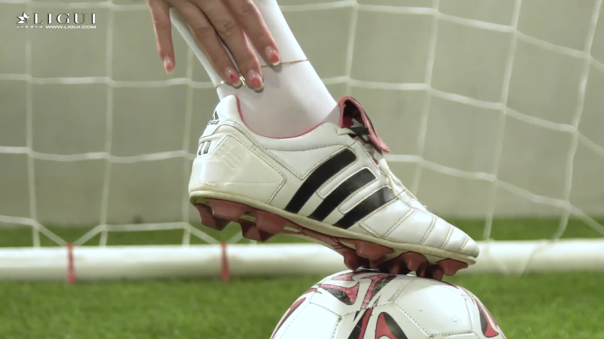 图片[2]-Ligui丽柜_高清视频_2018.06.23_丽柜足球宝贝_筱筱_筱筱_1V_164M-丽丝屋