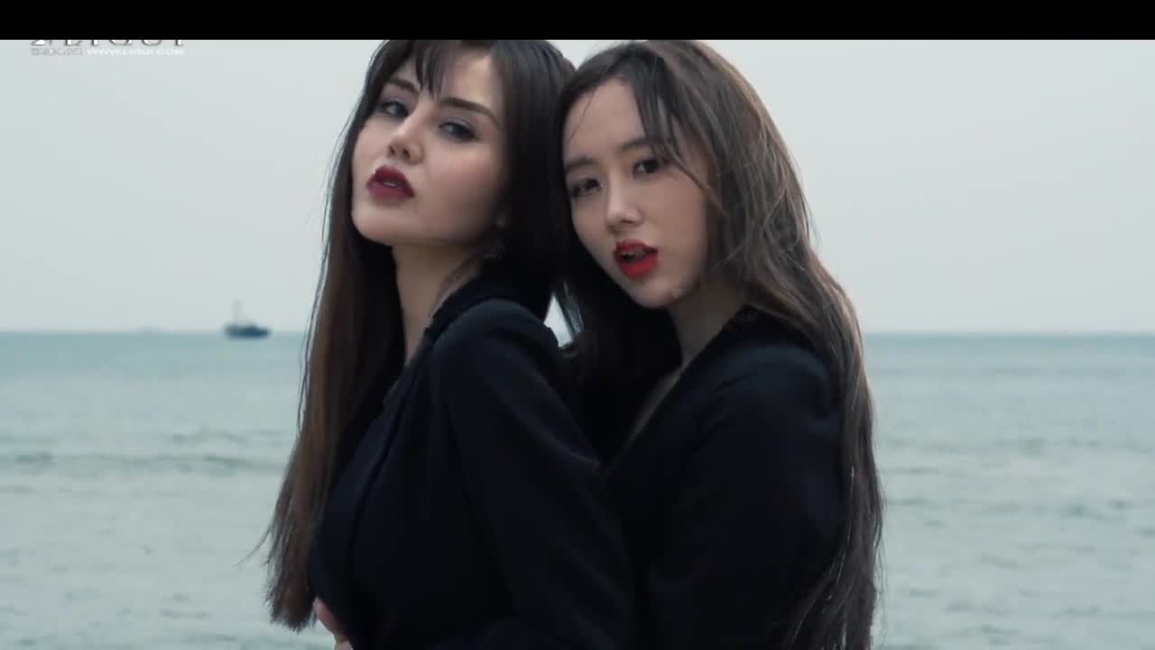 Ligui丽柜_高清视频_2019.08.03_双生花の浪花丽人_然然_凉儿_1V_105M-丽丝屋