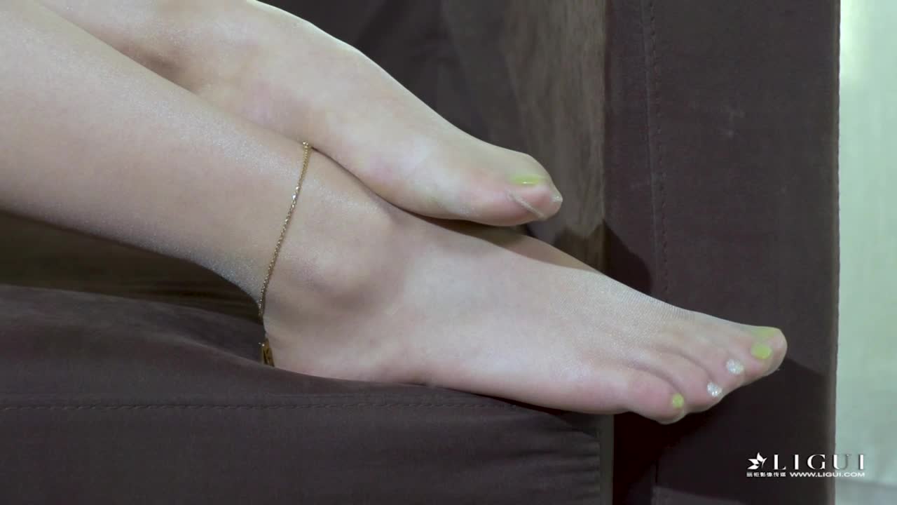 图片[4]-Ligui丽柜_高清视频_2020.03.03_职场新秀_程程_1V_206MB-丽丝屋