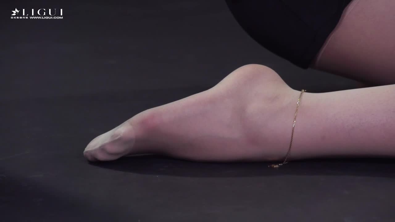 图片[4]-x005._ligui丽柜_hd视频_钟情_空姐的秘密_1V_1.46G-丽丝屋