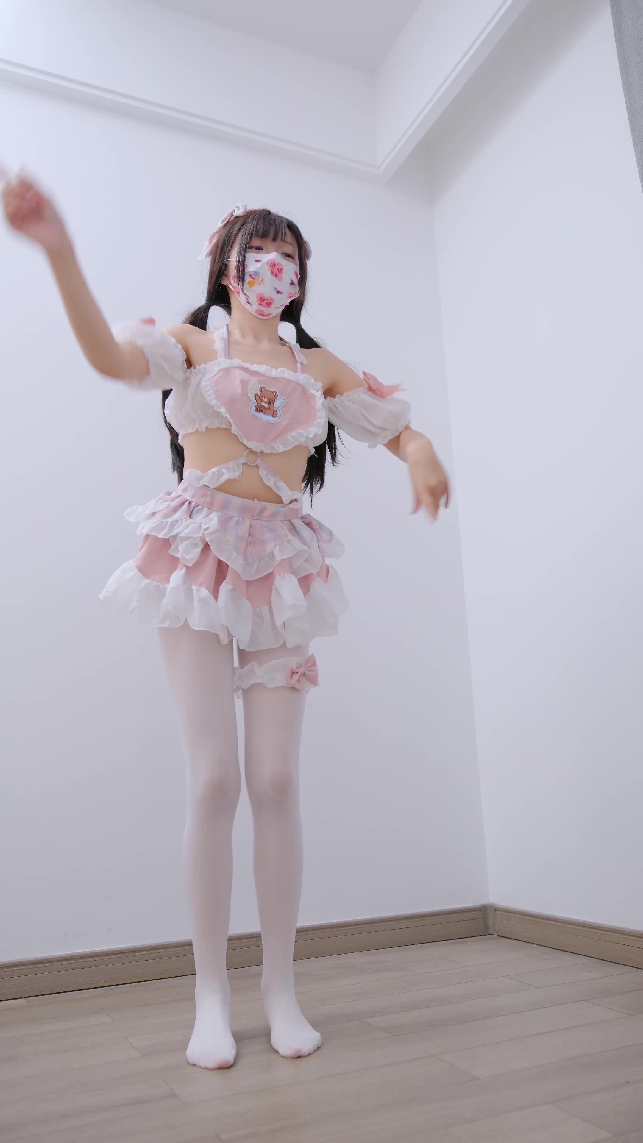 森萝财团_朝露_02E4K_103P1V_3.77GB-丽丝屋