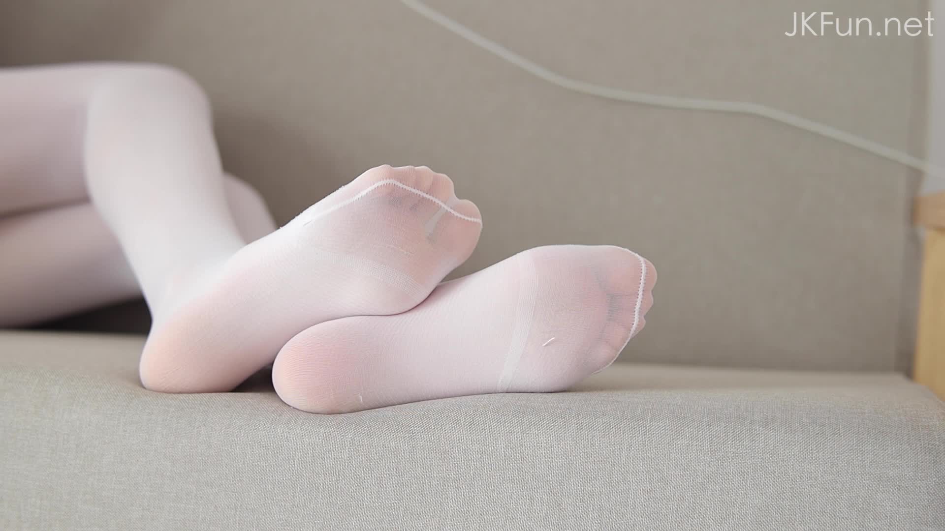 图片[4]-森萝财团写真_JKFUN_019_80D白丝_外景体操服_Aika_107P1V2.4G-丽丝屋