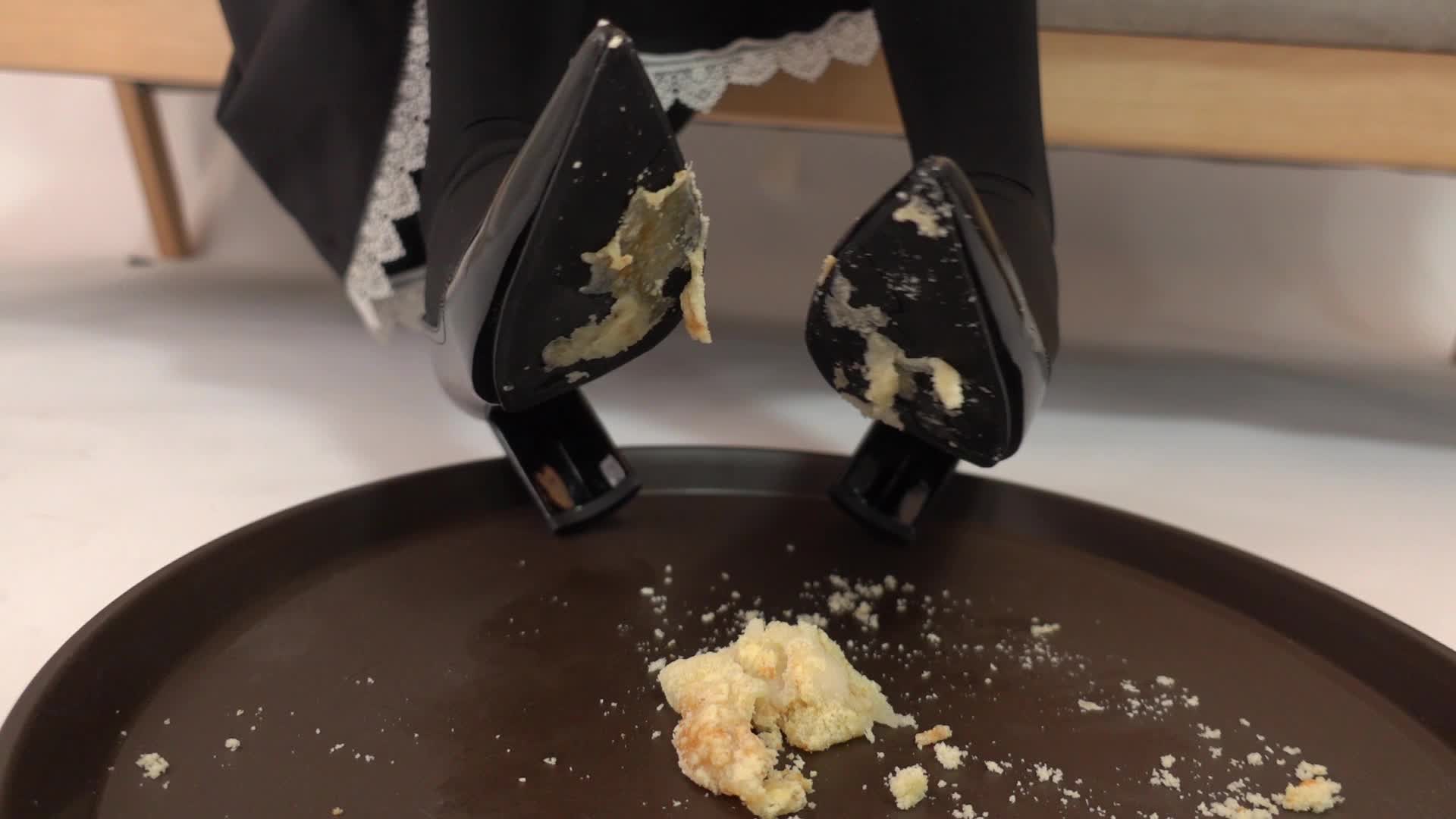 图片[5]-森萝财团写真_JKFUN_029_卉女仆_踩物_80D黑丝_67P1V3.16G-丽丝屋