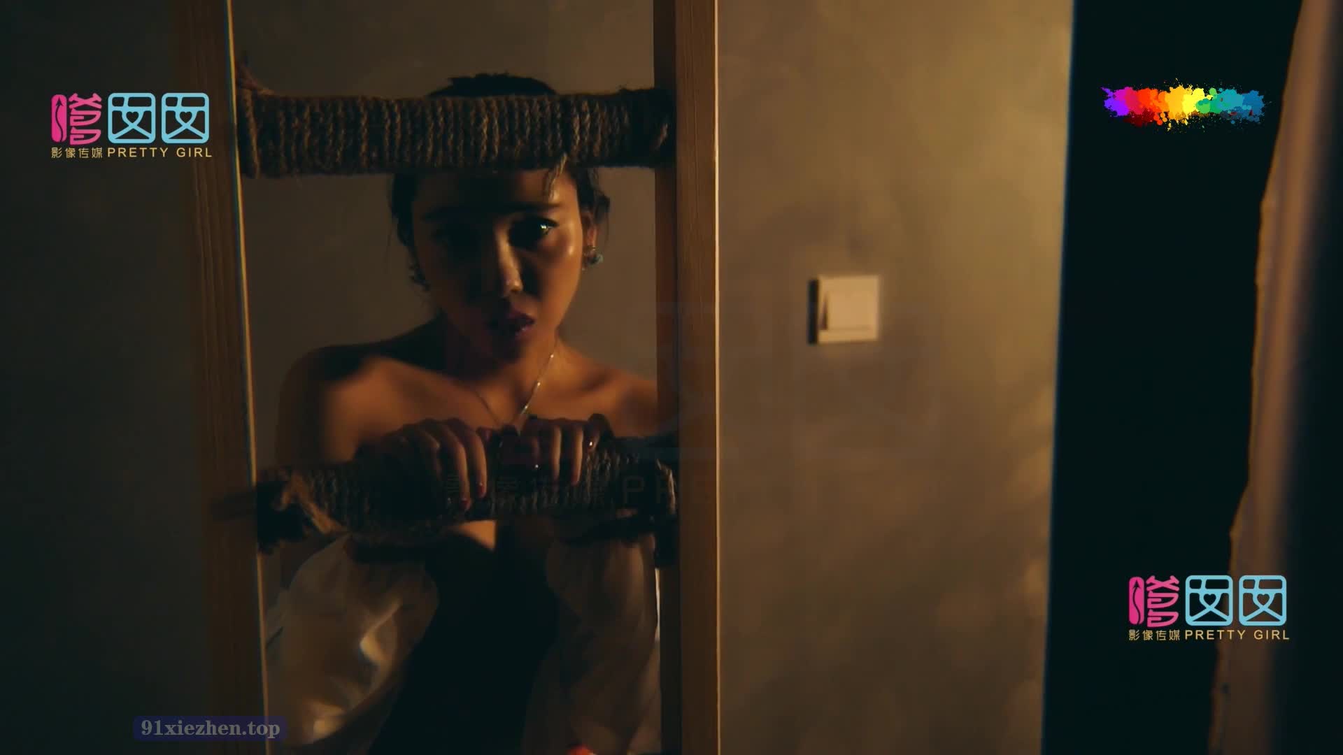 图片[3]-FEILIN嗲囡囡_2017.10.11_VN.072_李梓熙_1V657M_-丽丝屋