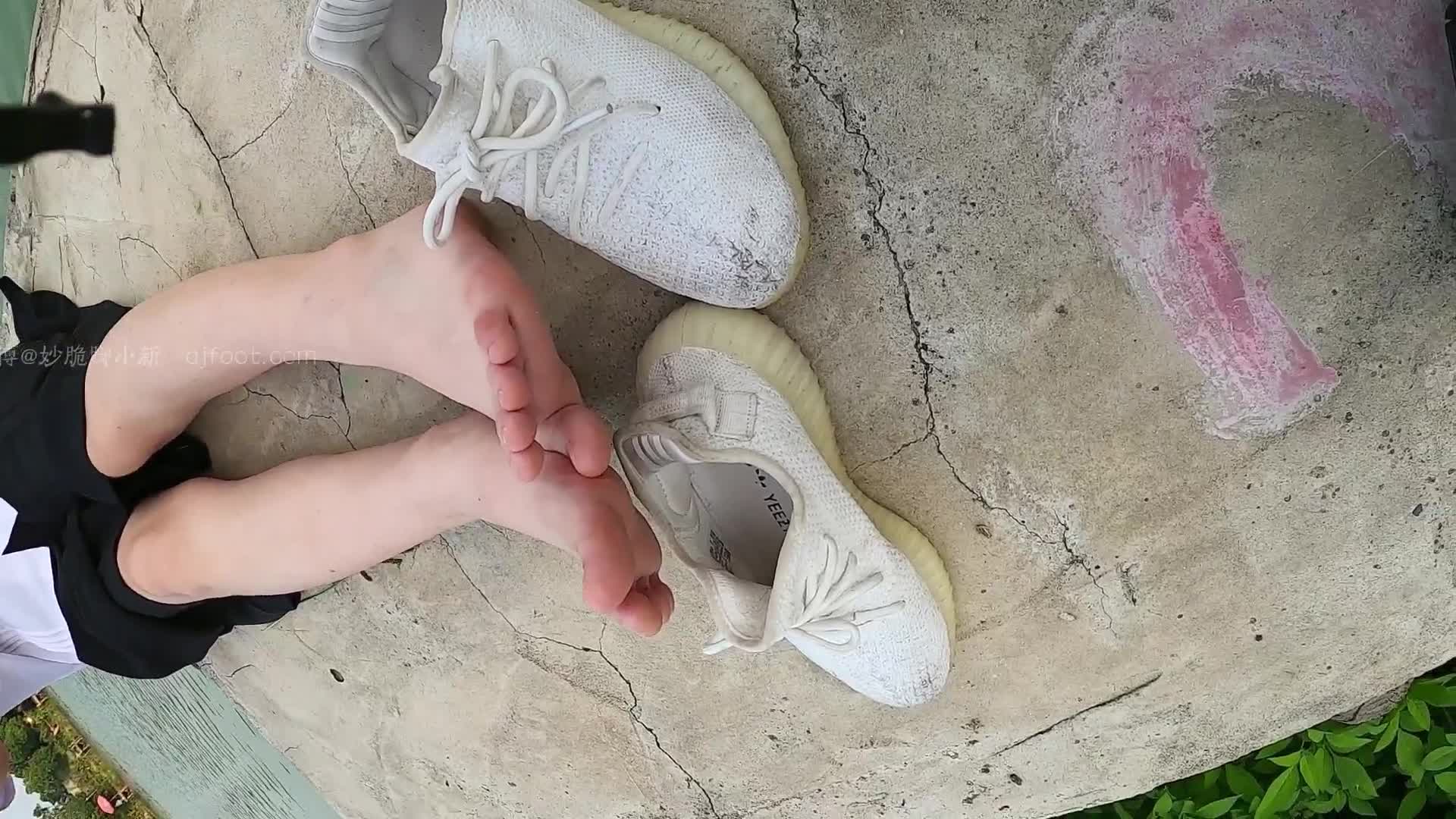 图片[5]-见新摄影_NO.010_附中_潇潇_20岁_校园少女风_椰子鞋_112P1V_1.12G-丽丝屋