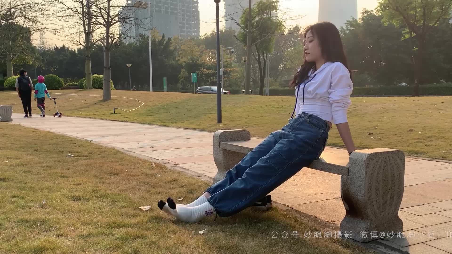 图片[5]-见新摄影_NO.049_VANA帆布鞋_牛仔裤_小可_364P_1V_2.03G-丽丝屋